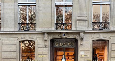 fashion mogul gucci|gucci shop history.